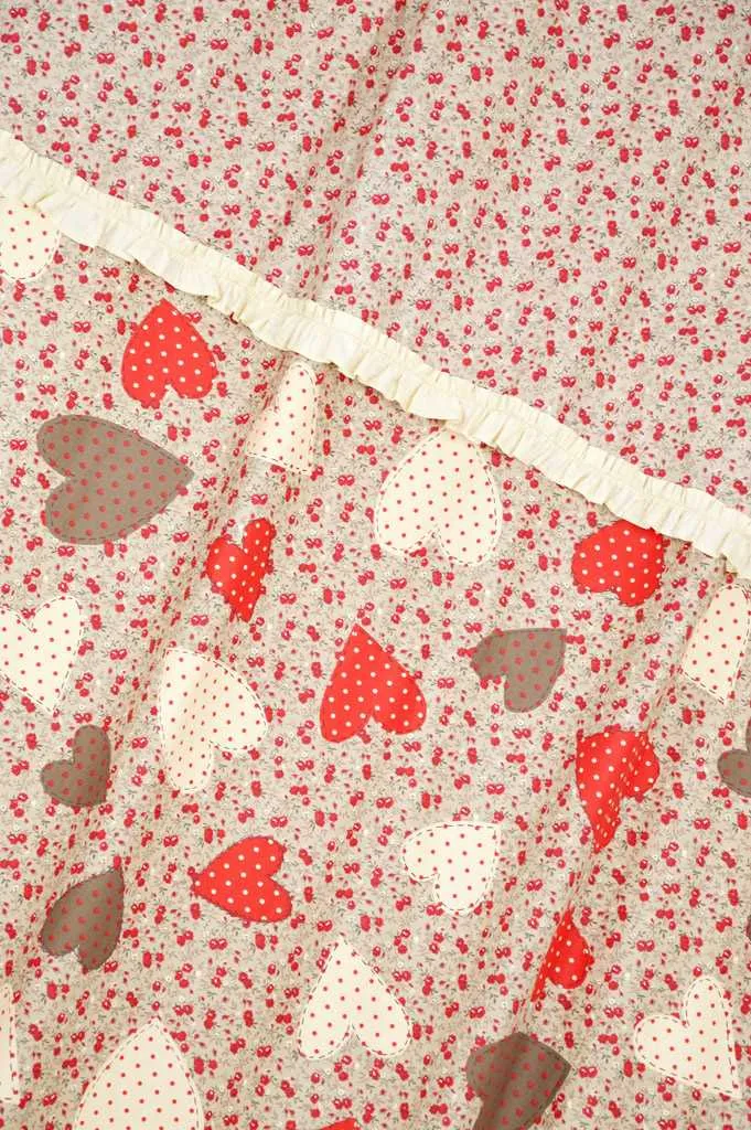 Tenda liscia con cuori 140x280 cm 140x280