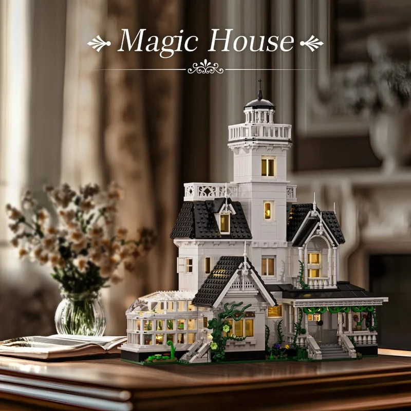 Halloween Construction Blocks Victorian House with LED Lighting and Plastic Play Pieces