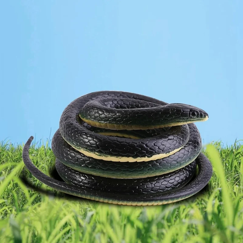 Halloween Realistic Artificial Snake Made of Flexible Plastic for Indoor and Garden Decoration