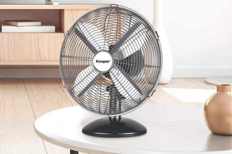 Ventilatore da Tavolo 30cm Oscillante 3 Velocità 35W Kooper Eolo Fumè