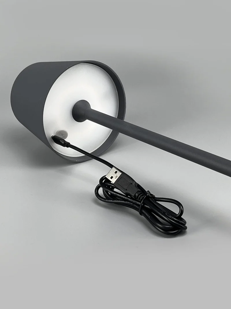 GeaLuce Lampada da tavolo ricaricabile Brillia Up&Down