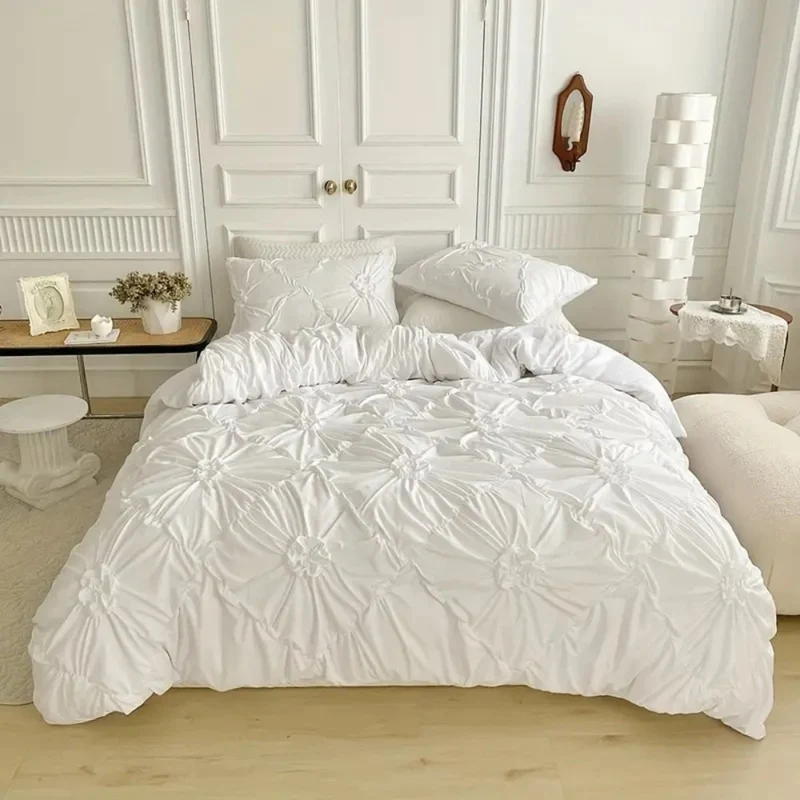 Duvet Cover Set with Pinch Pleat Rosette Flower Pattern and Corner Ties