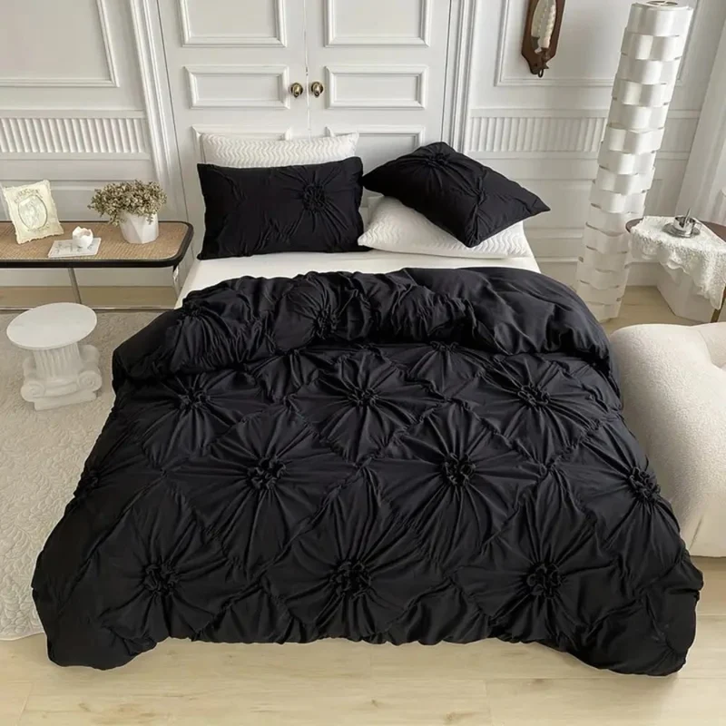 Duvet Cover Set with Pinch Pleat Rosette Flower Pattern and Corner Ties