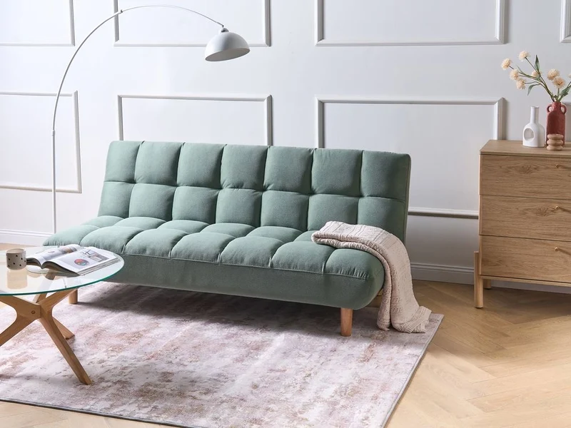 Divano letto verde chiaro rivestito in tessuto con gambe in legno 2 posti schienale trapuntato seduta imbottita design moderno senza braccioli