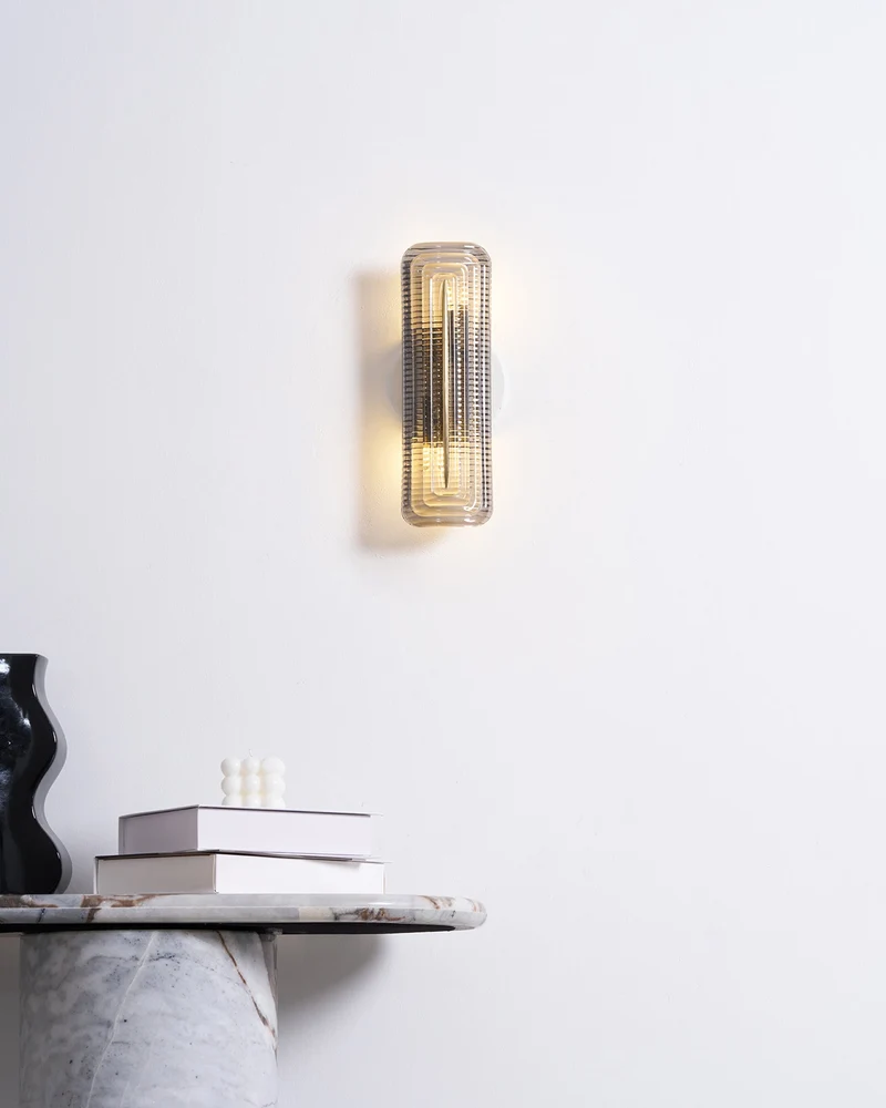 Modern curved LED wall lamp for interior lighting
