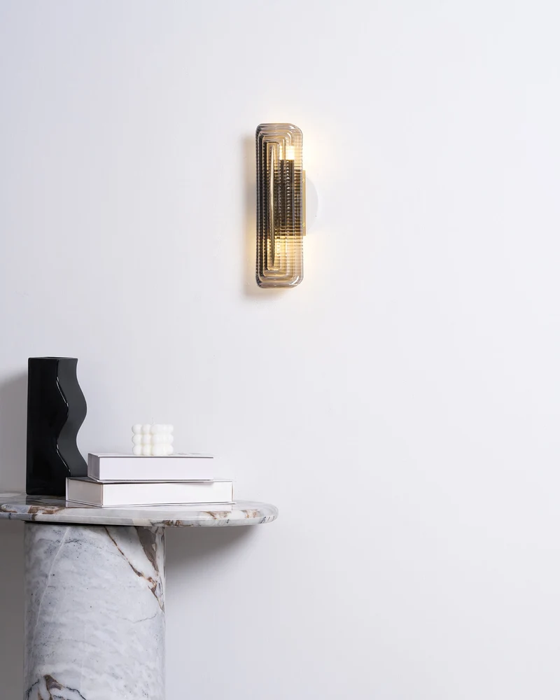 Modern curved LED wall lamp for interior lighting