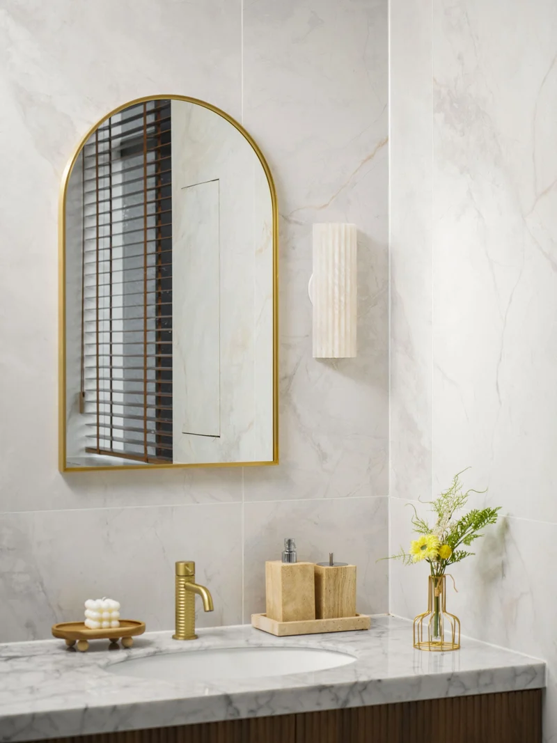 Aesthetic Alabaster Wall Lamp