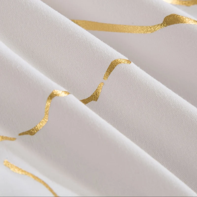 Luxury Quilt Set with Hot Stamped Marble Print