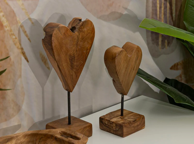 Scultura Cuore 10x10x25 cm in Teak Riciclato