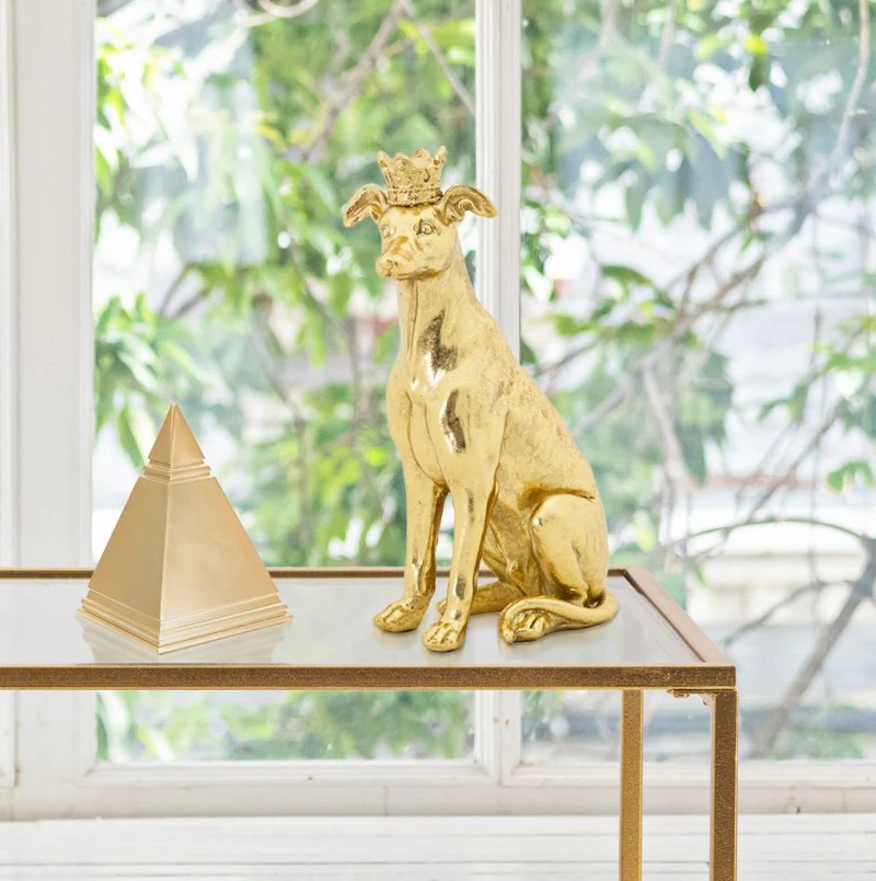 Statuetta di Cane con Corona Dorata 20x12,5x33 cm