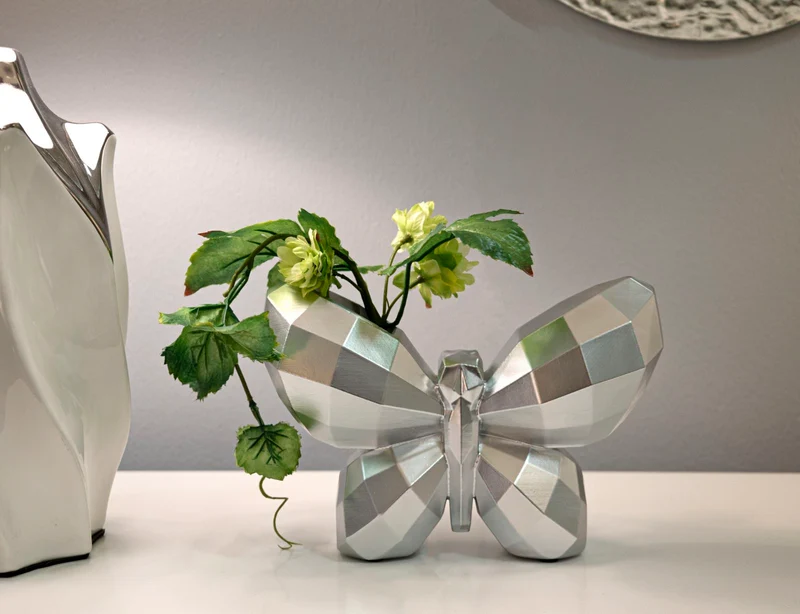 Vaso Butterfly Silver 22,5x8x15 cm in Resina Argento