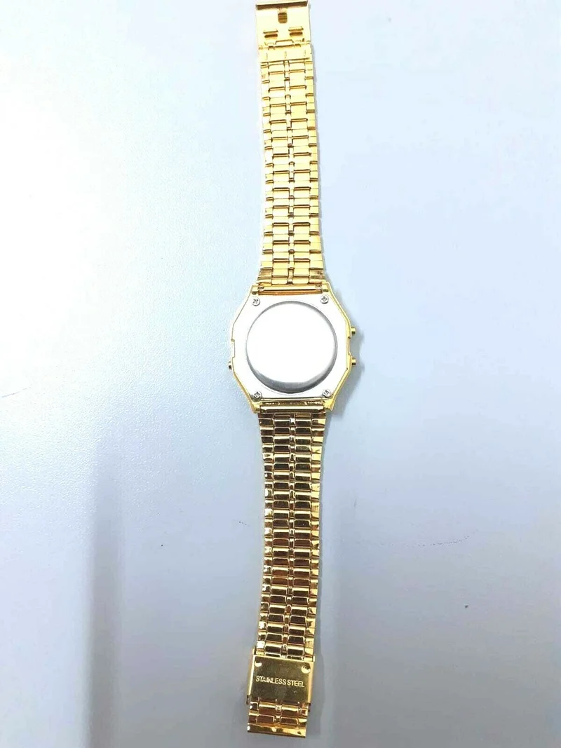 Impermeabile in oro rosa Moda Uomo Donna Orologio da polso digitale Orologi U.D.