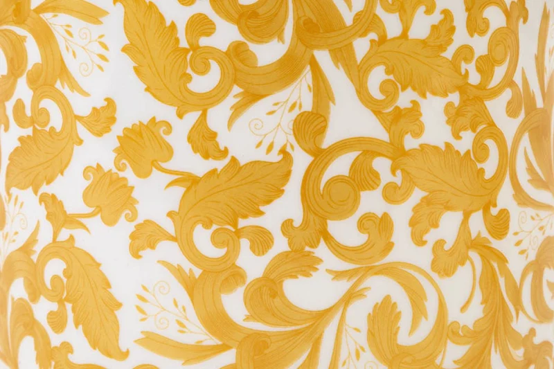 Profumatore decorazioni oro in porcellana con astuccio H.15CM
