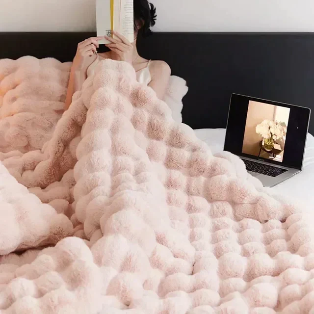 Portable soft and fluffy sofa blanket