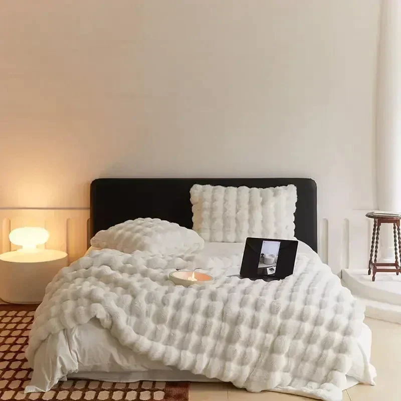 Portable soft and fluffy sofa blanket