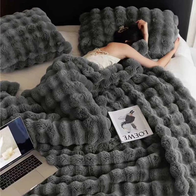 Portable soft and fluffy sofa blanket