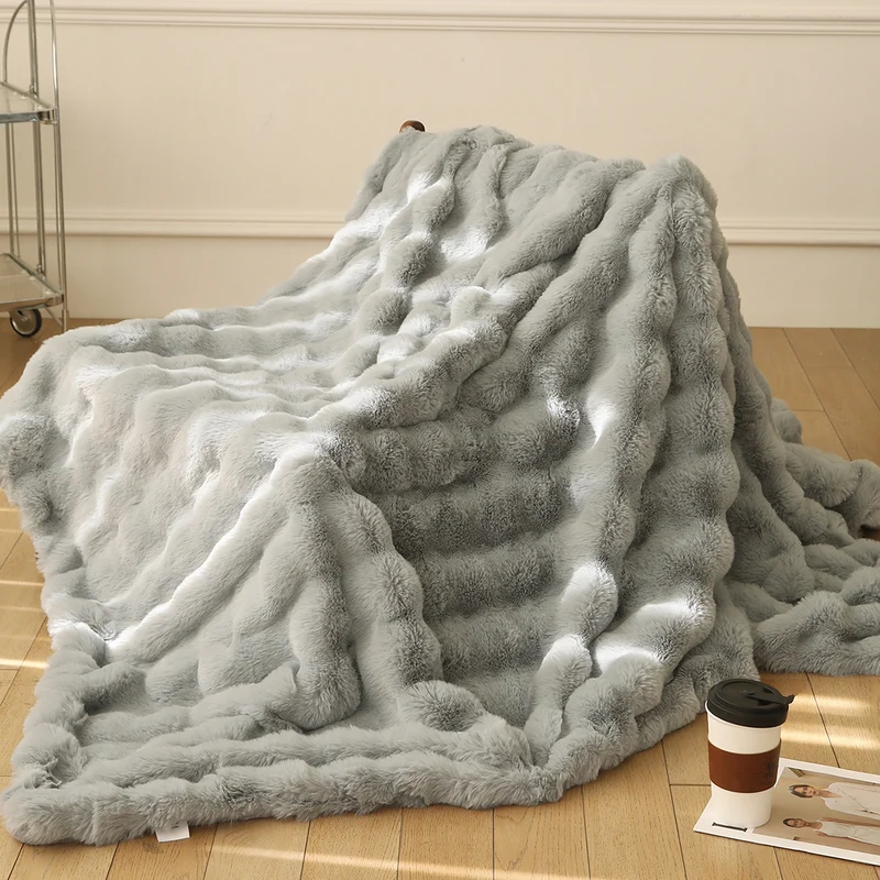 Portable soft and fluffy sofa blanket