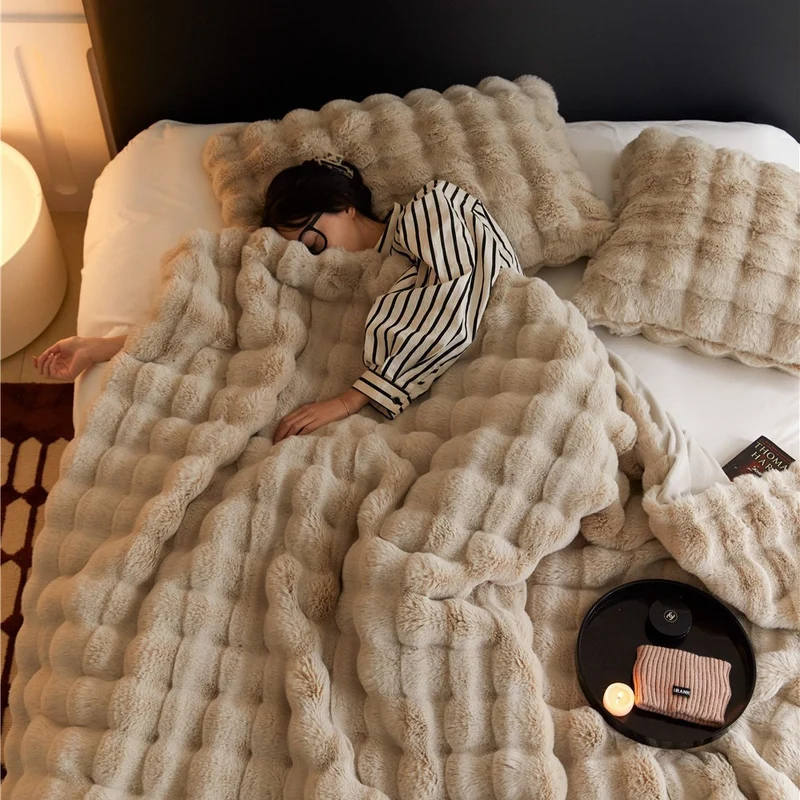 Portable soft and fluffy sofa blanket