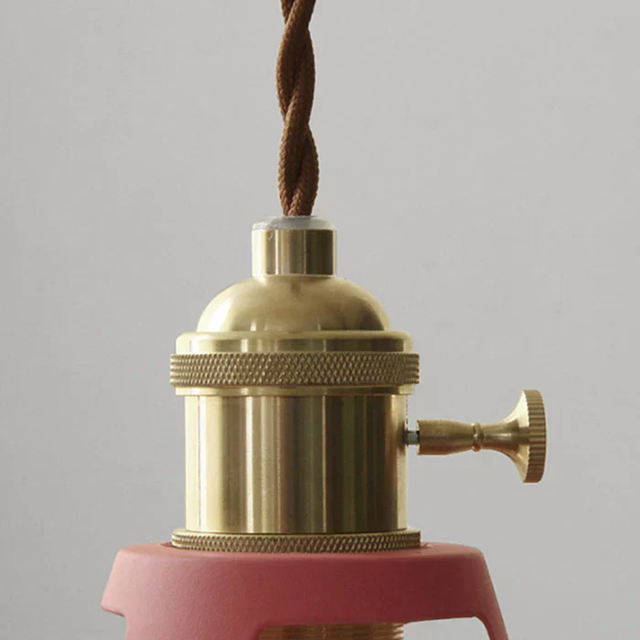 Versatile vintage-style pendant lamp
