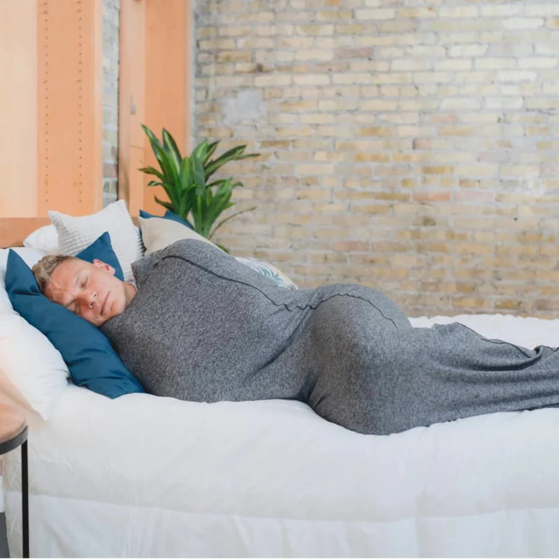 Cozy Compression Blanket for Peaceful Sleep