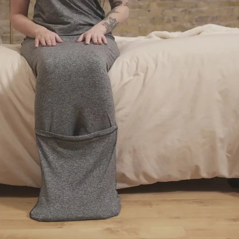 Cozy Compression Blanket for Peaceful Sleep