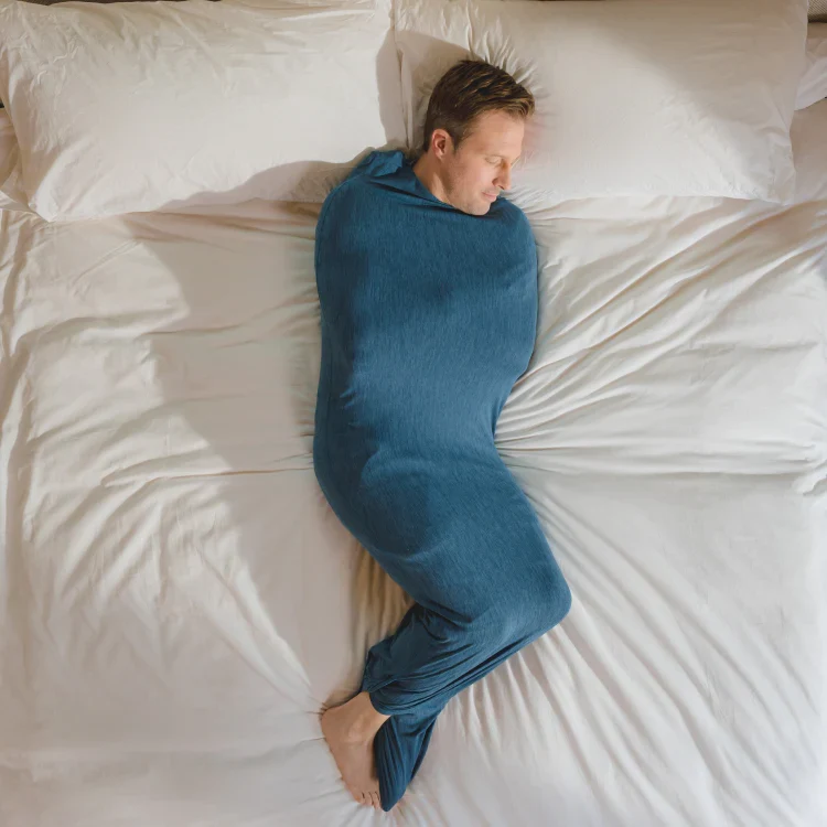Cozy Compression Blanket for Peaceful Sleep