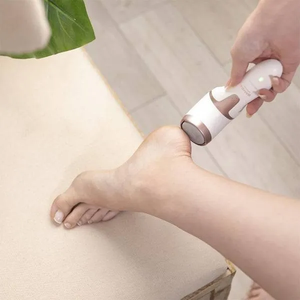 Cecotec Bamba SkinCare Limapiedi Elettrica - Batteria Ricaricabile - Dischi di Diverse Durezze - Funzione Aspirazione - Uso Wireless e con Cavo - Autonomia 100min - Colore Bianco e Rosa