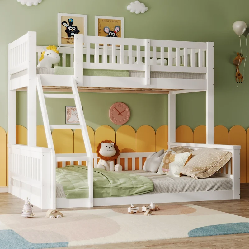 Letto a castello 90x200 e 140x200 cm in legno di pino; con scala e sponde; bianco