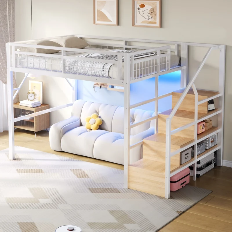 Letto a soppalco 140x200 cm con struttura in metallo e MDF; scala contenitore e luce LED; bianco