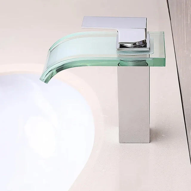 Robinet Cascade Luxe - StreamFlow - Salle de Bain