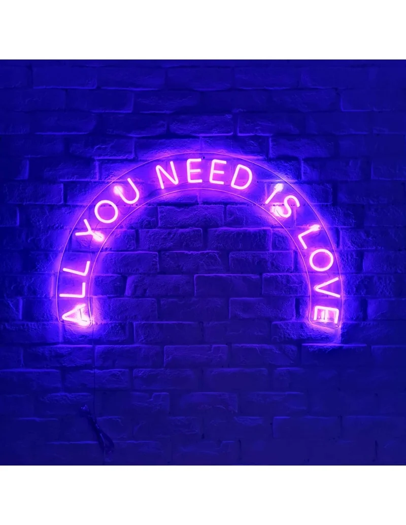 INSEGNA LUMINOSA NEON CANDYSHOCK MEDIUM ALL YOU NEED IS LOVE VIOLA