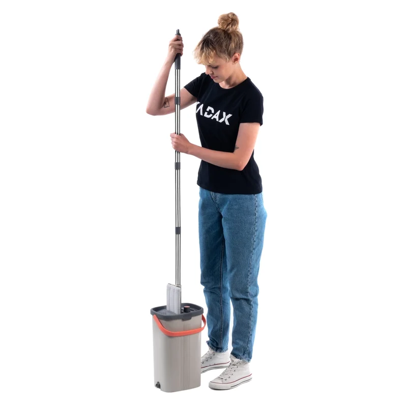 Mocio piatto KADAX con strizzatore, secchio a doppia camera da 6 litri con separazione dell'acqua + 2 inserti