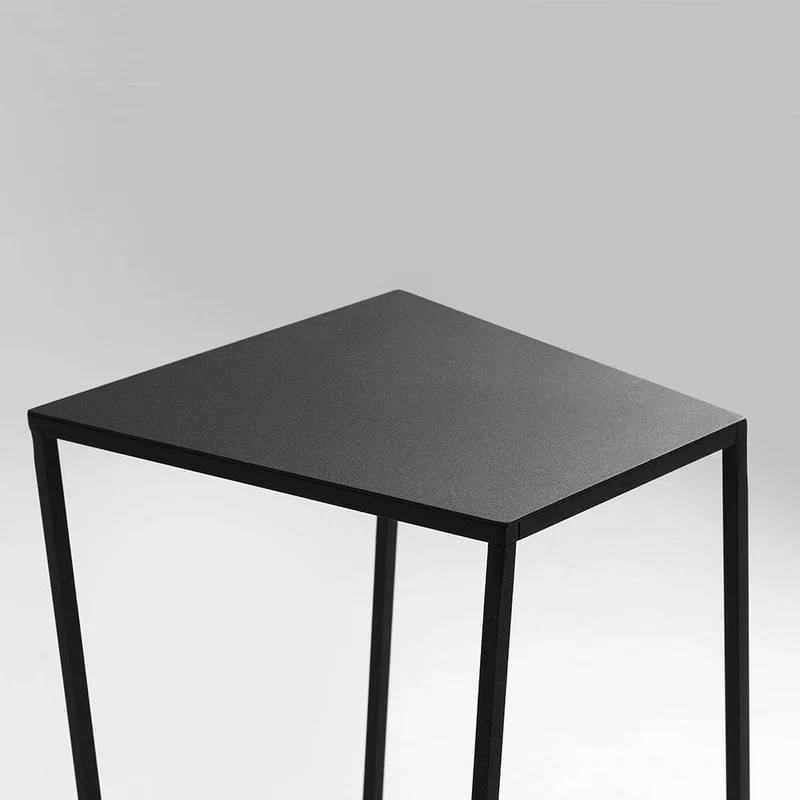 Tavolino ZAK in metallo 30, nero