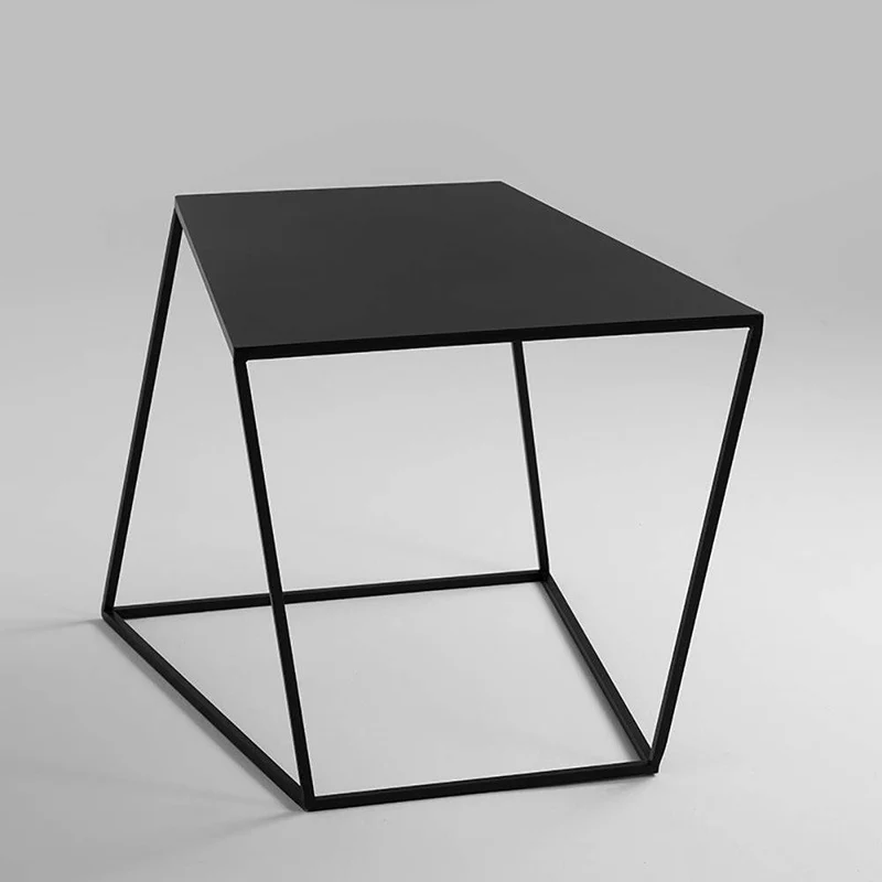 Tavolino ZAK in metallo 50, nero