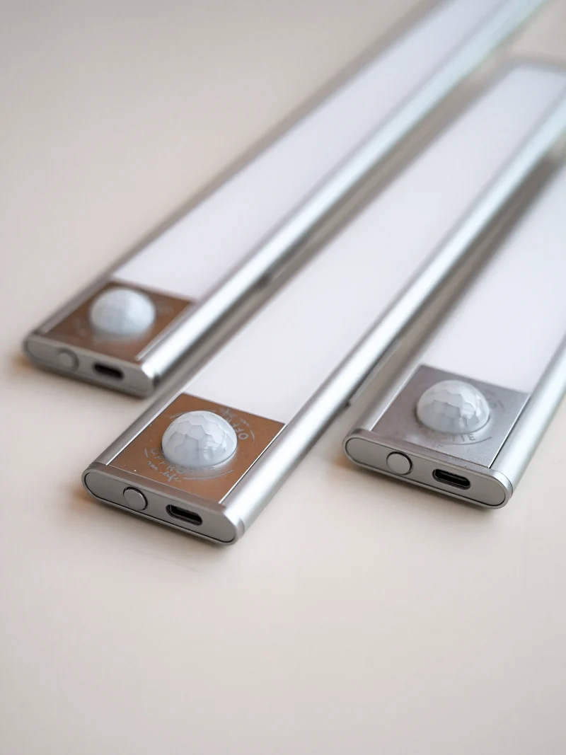 Der magnetische LED-Streifen - Offrotie-Lampe für Schränke, Küche, Bad - 3 Größen | Bewegungssensor | 3 Farbtemperaturen