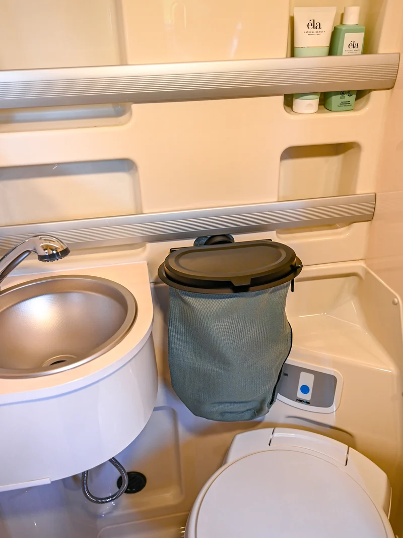 Der Flextrash Abfalleimer - Mittel 5 Liter - Tragbar für Vanlife
