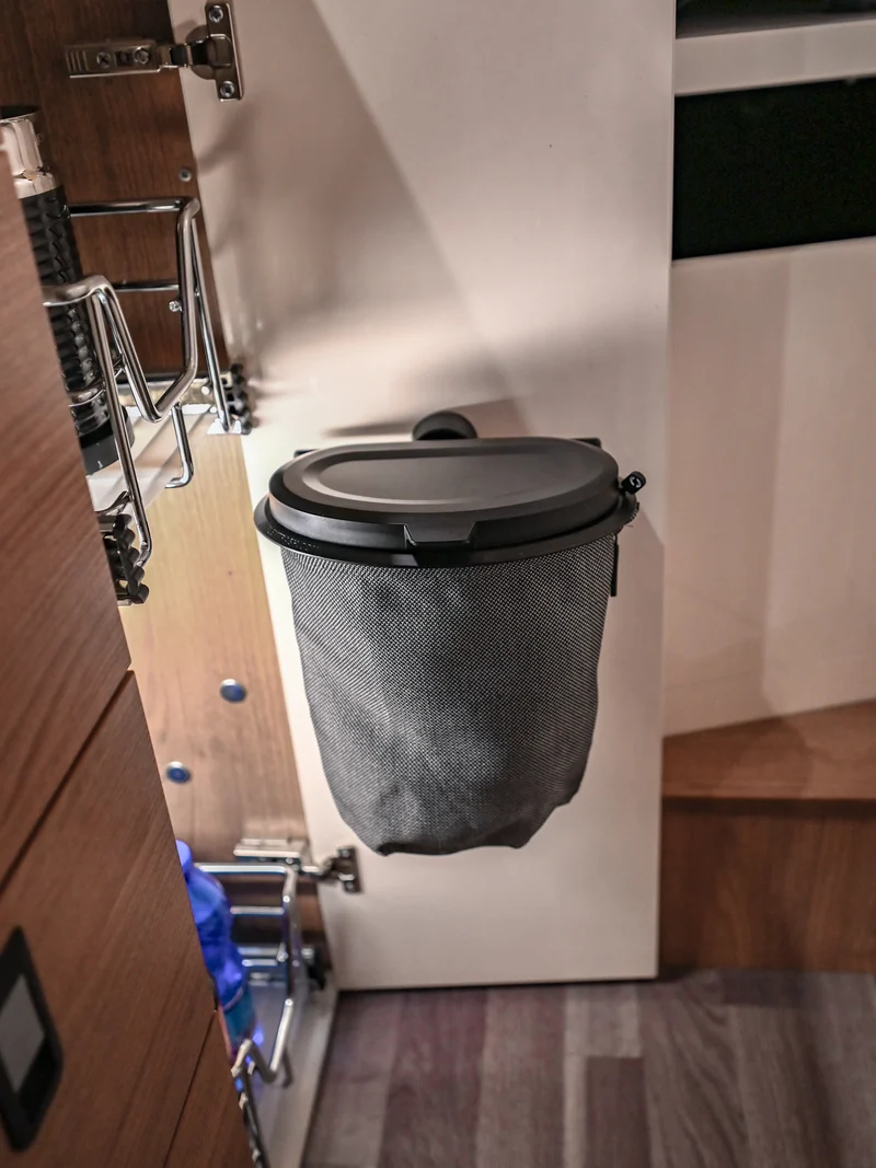 Der Flextrash Abfalleimer - Mittel 5 Liter - Tragbar für Vanlife