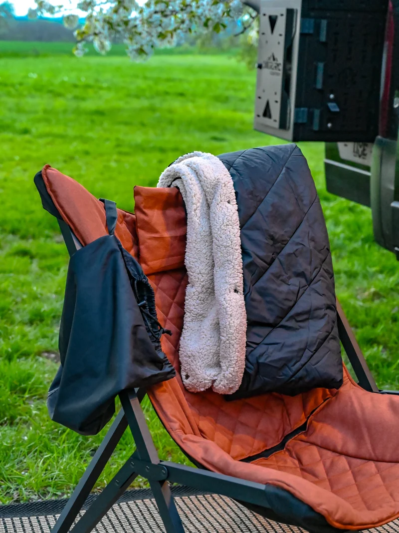 Die Decke – Offrotie kuschelig warme Decke – weich und nachhaltig fürs Vanlife