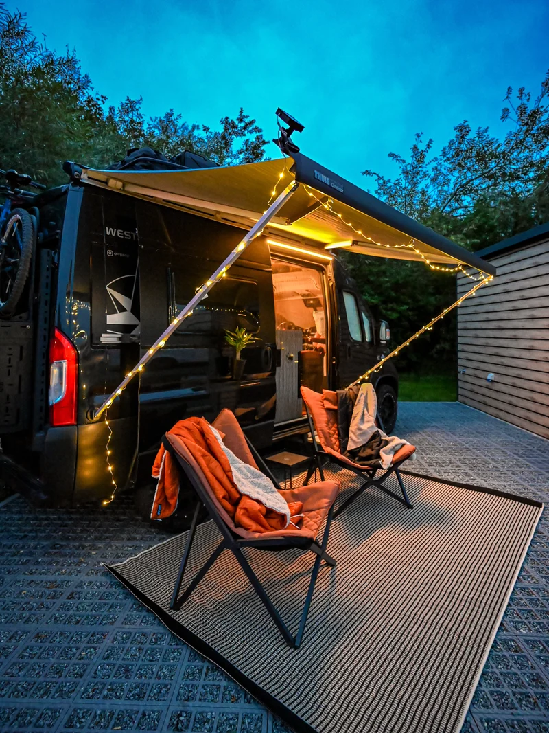 Die Solar-Markisenlichterkette - Wasserdicht IP65 - Für alle Markisen