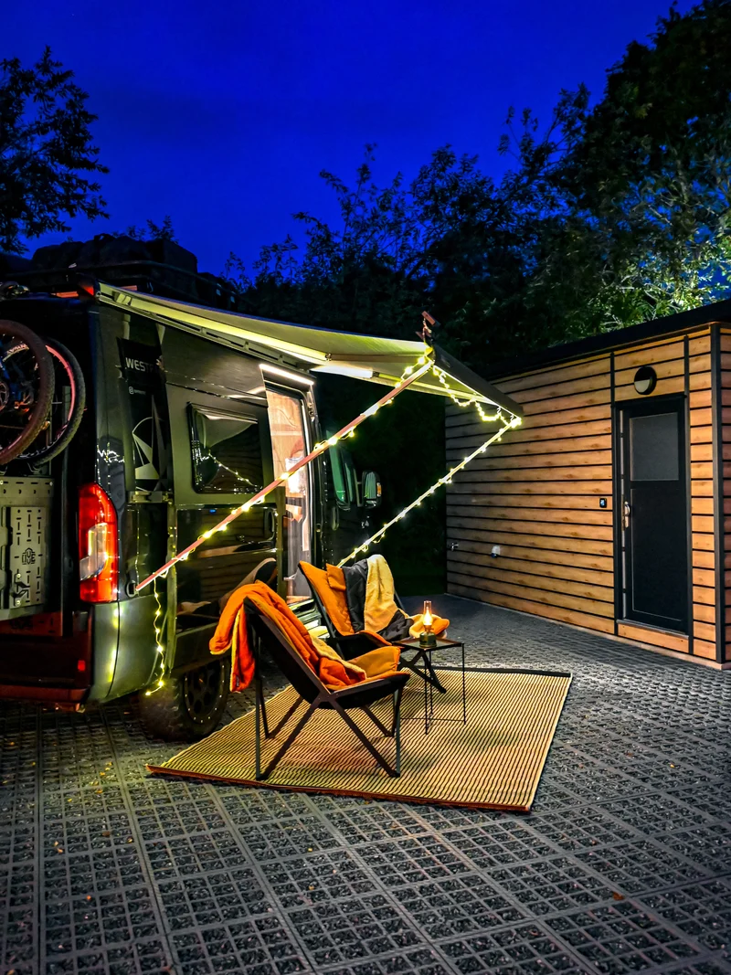Die Solar-Markisenlichterkette - Wasserdicht IP65 - Für alle Markisen