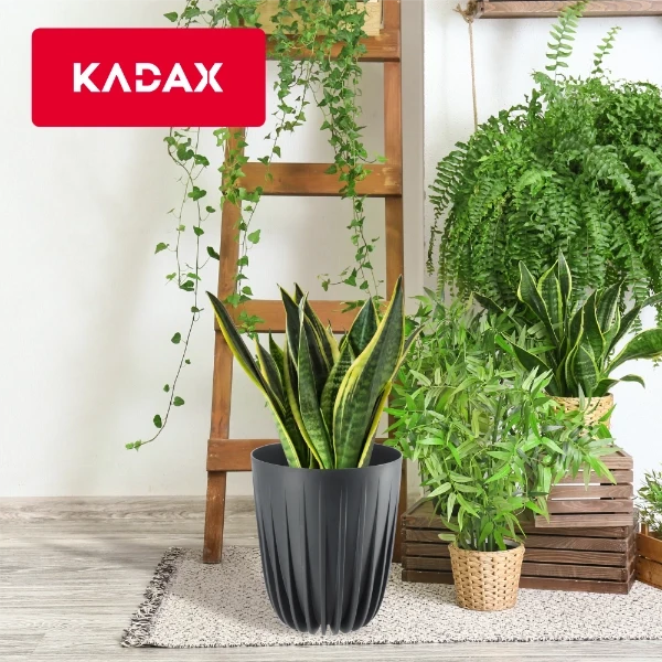 Vaso da fiori KADAX con inserto, rotondo, 25x30 cm, con coperchio in plastica.