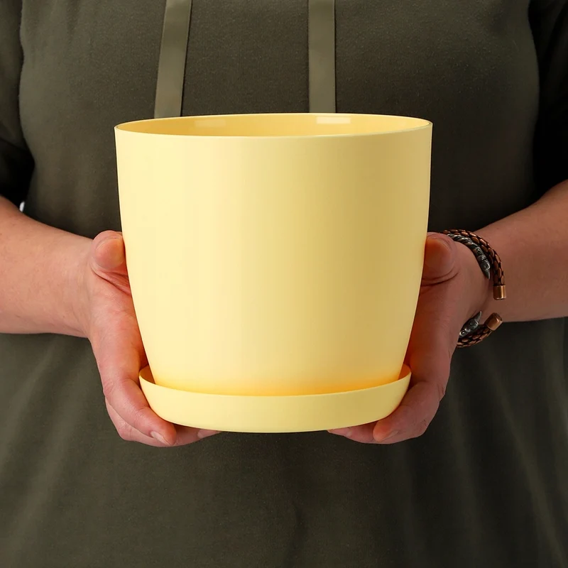 Vaso da fiori KADAX con sottovaso, vaso in plastica da 30 cm, coperchio, fiori, giallo opaco