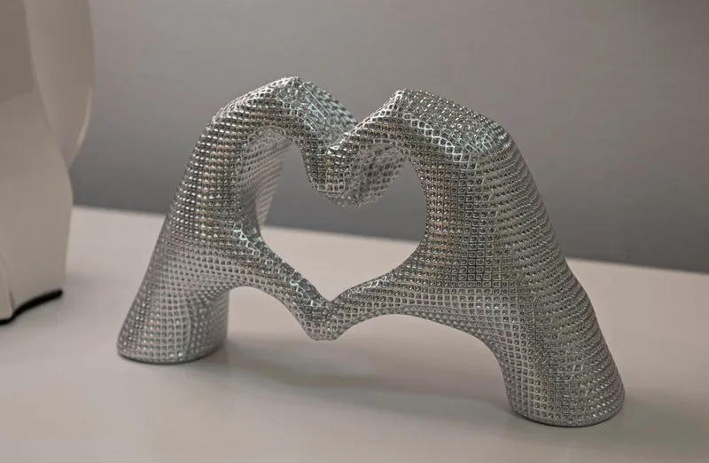 Scultura Lover Silver 25x7,5x13,5 cm in Resina Argento