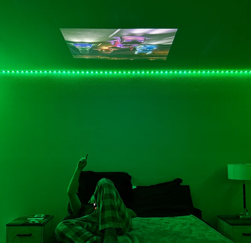 Mini Beamer – Draadloos Schermspiegelen, 1080p Ondersteuning & Ingebouwde Speaker