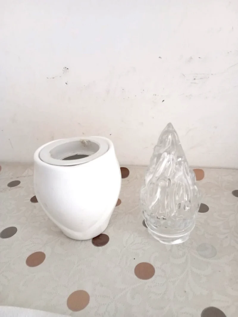 Handmade Flower Pot in Porcelain Height 20 CM for Wall or Ground
