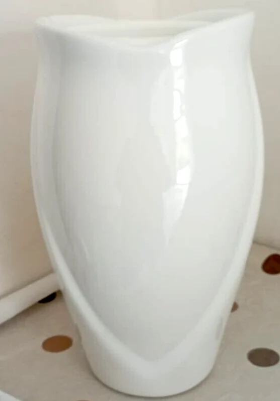 Handmade Flower Pot in Porcelain Height 20 CM for Wall or Ground