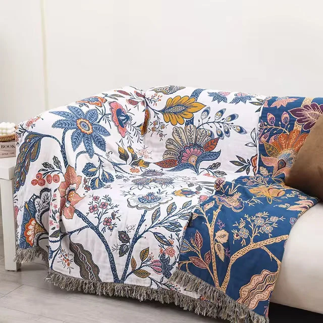 Artistic Boho Style Blanket with Floral Pattern