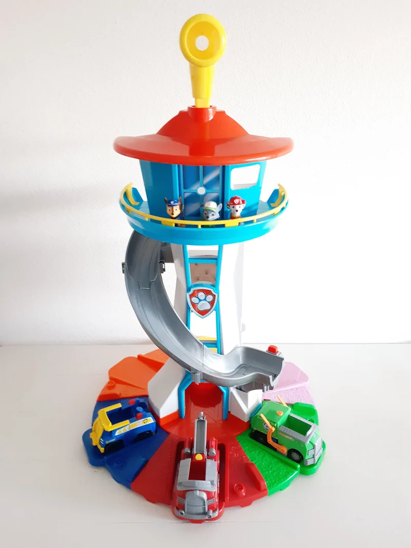 Creative Tower Set with Car Tracks