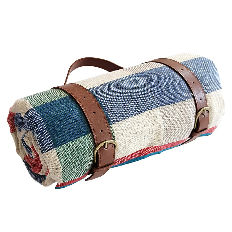 Elegant Checkered Picnic Blanket for Outdoor Relaxation