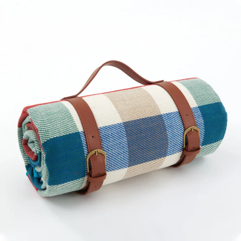 Elegant Checkered Picnic Blanket for Outdoor Relaxation